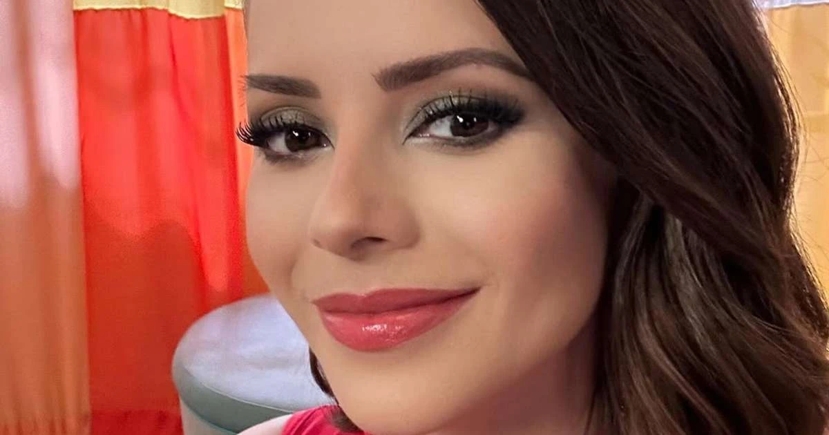 Look poderoso! Sandy surpreende com beleza jovial: 'Impecável'