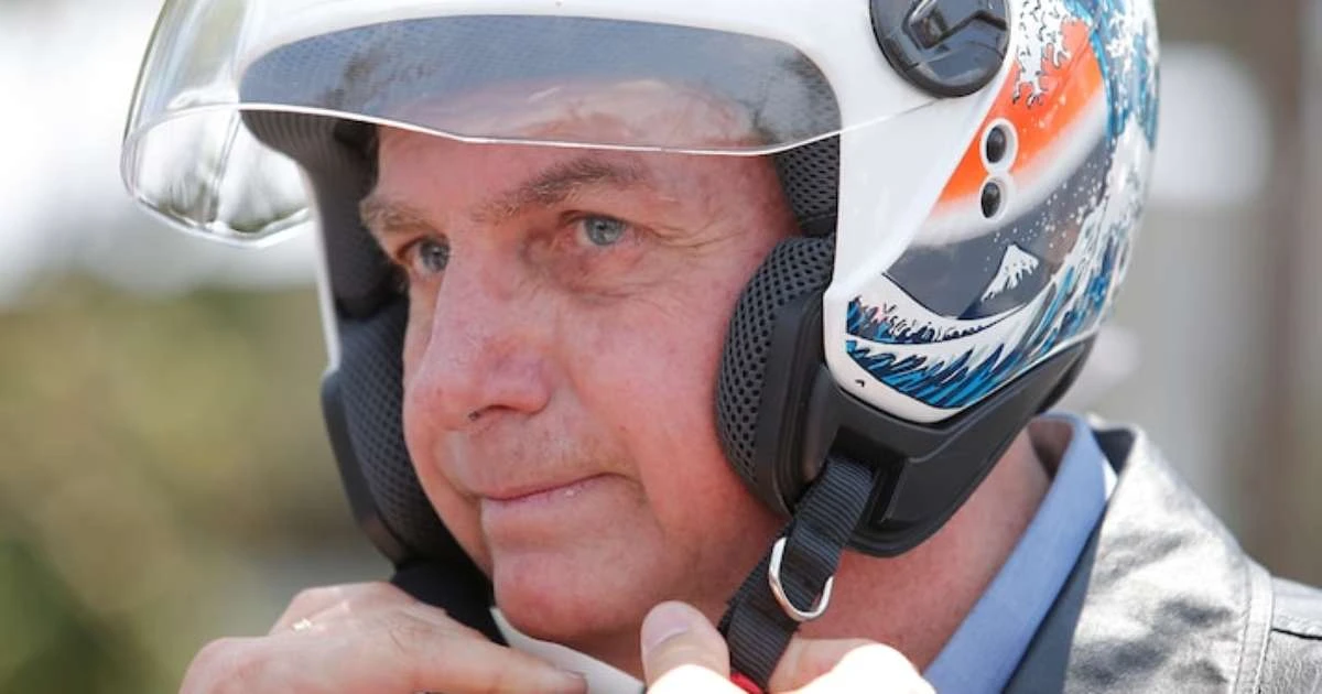 Bolsonaro diz que irá a evento, mas não à motociata: 'Medida restritiva da dona Michelle'