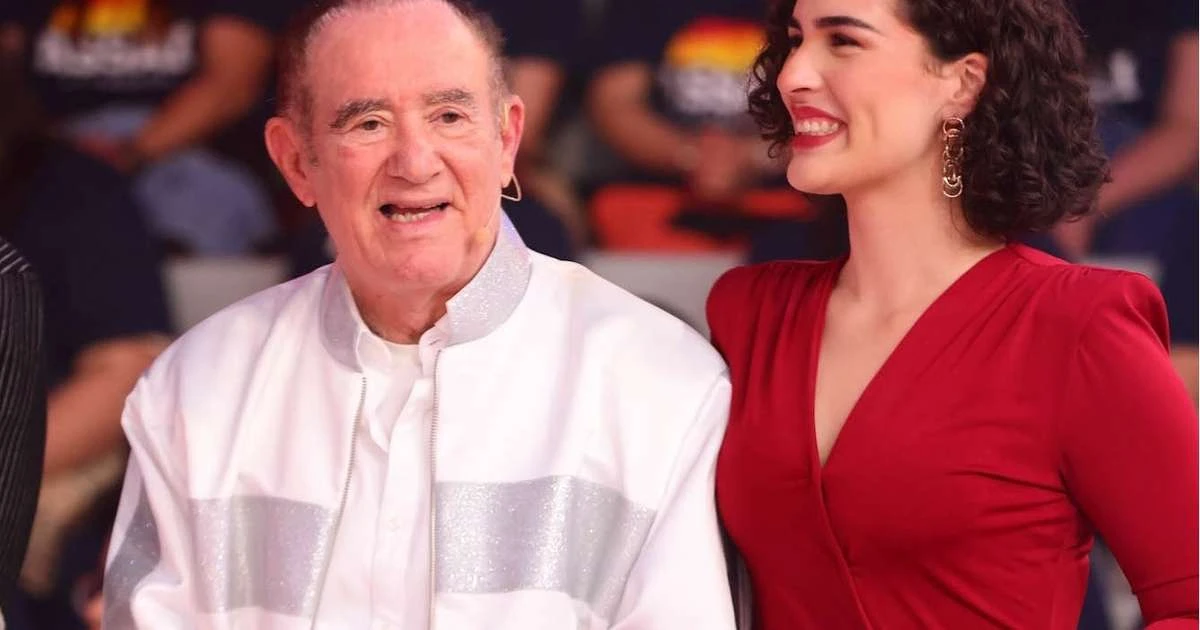 Lívian abre o jogo e revela se Renato Aragão está em um asilo: 'Eu...'
