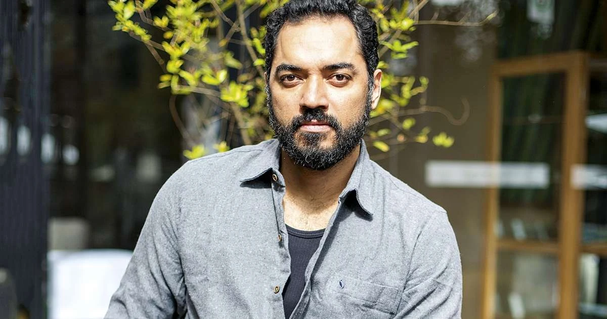 Astro em ascensão, Thomás Aquino fala sobre fama de galã: 'Quem não gosta de receber elogios?'