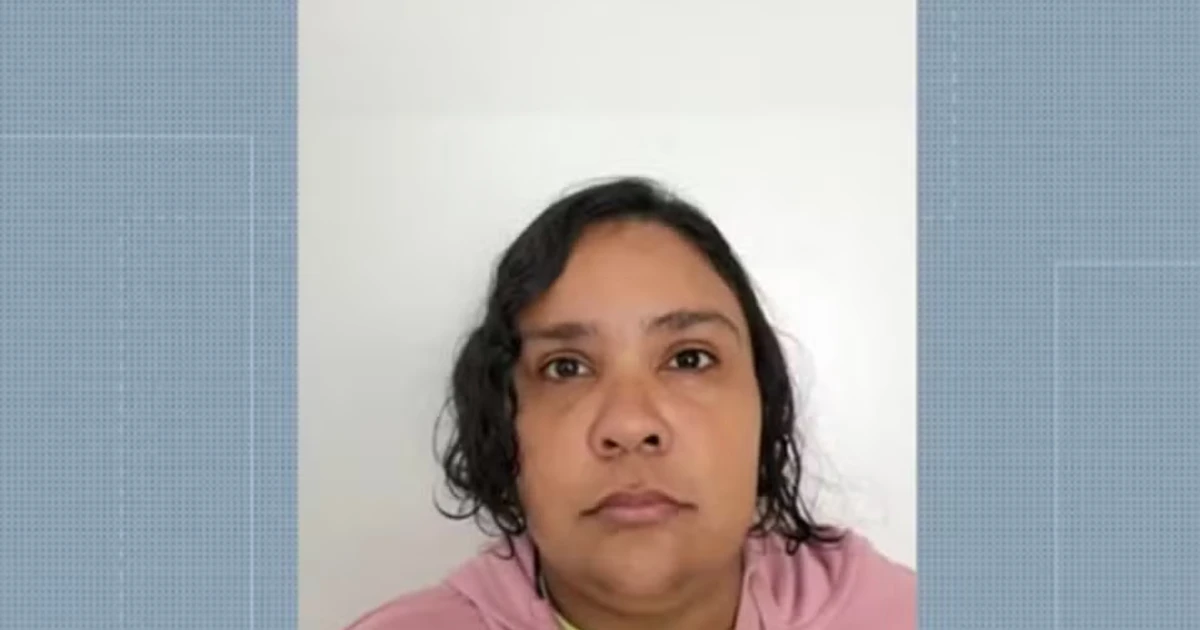 Quem é a mulher de 37 anos presa por enganar família ao fingir ser criança de 12