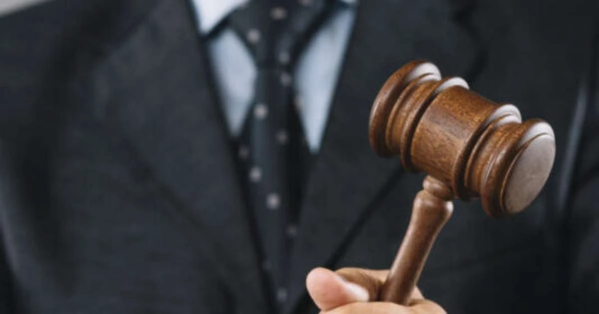 Ex-gerente da Caixa é condenado a pagar mais de R$ 2 milhões por empréstimos irregulares a familiares