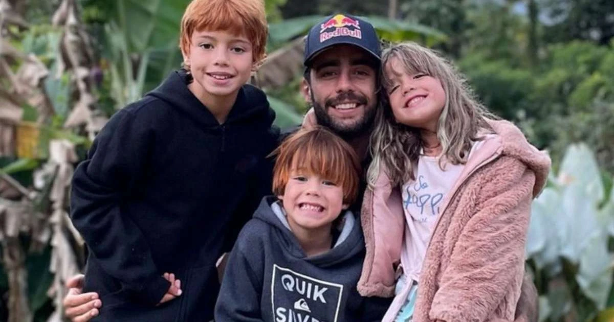 Pedro Scooby contesta fama de ser permissivo com os filhos: 'Me respeitam muito'