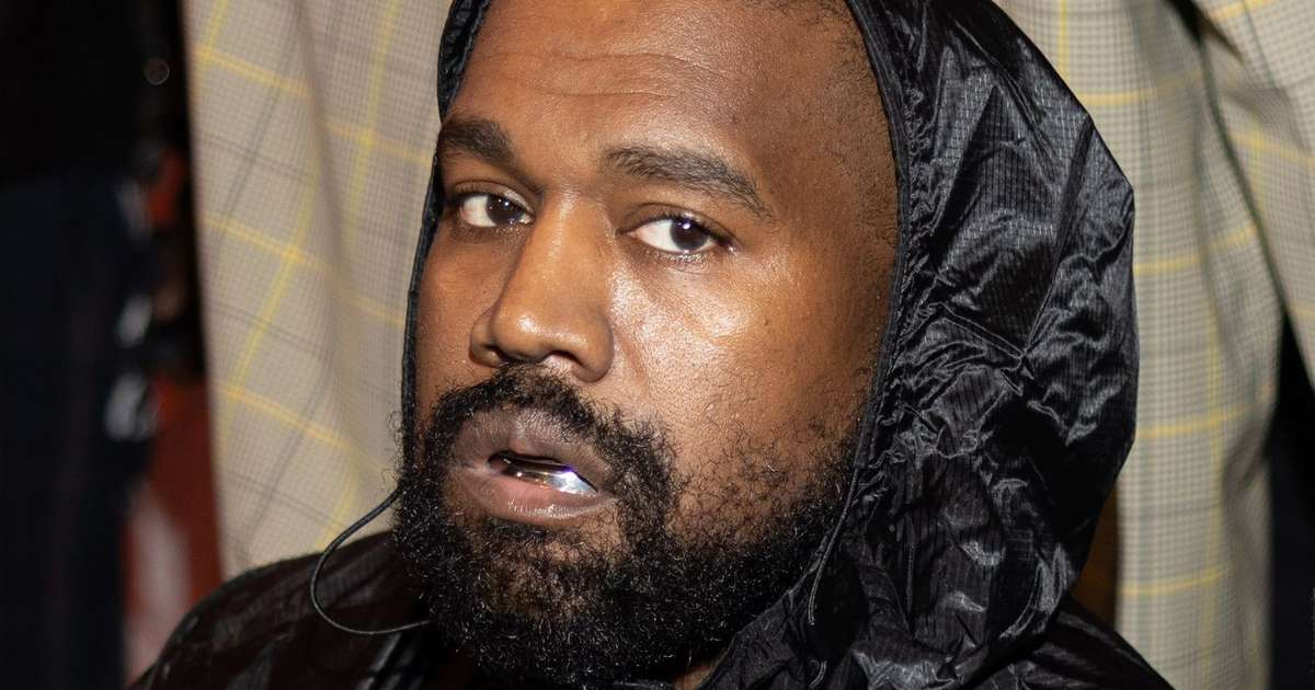 Kanye West provoca indignação com suástica em capa de novo álbum; rapper diz que imagem tem significado oculto: 'Originalmente...'