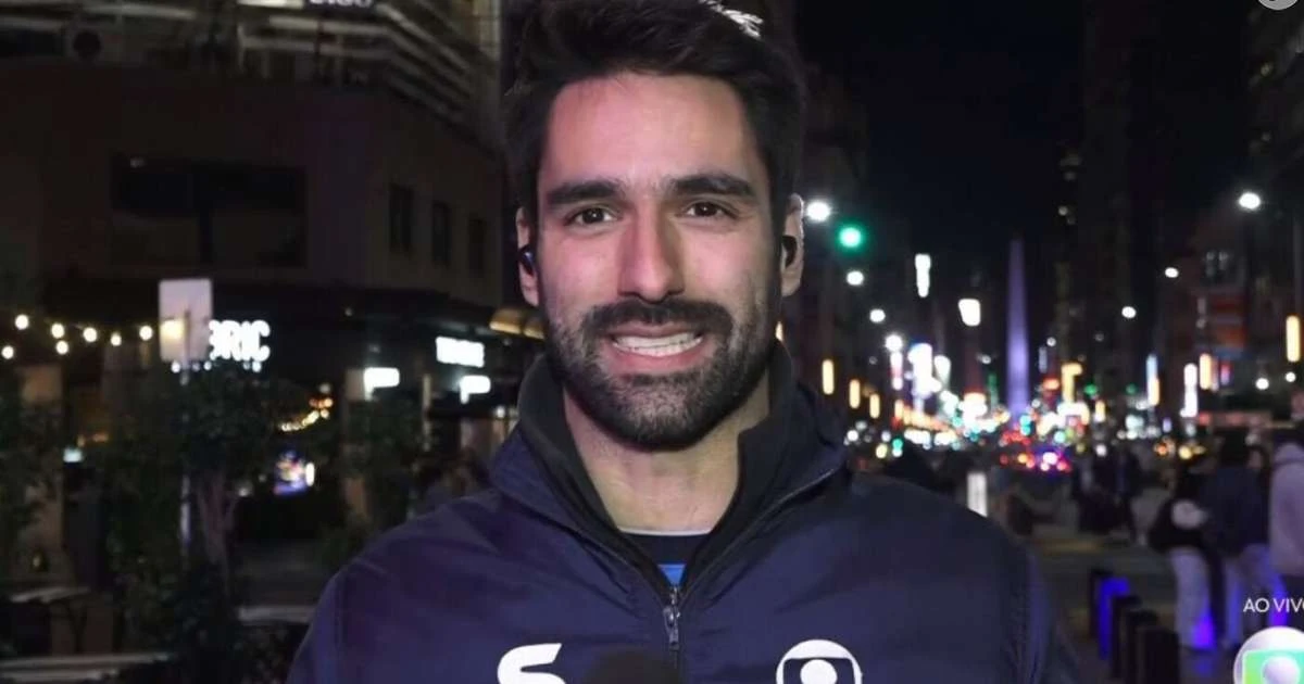 'Climão' com Patricia Poeta e suposto affair de famosa: quem é Raphael Sibilla, repórter gato da Globo que virou 'crush' da web?