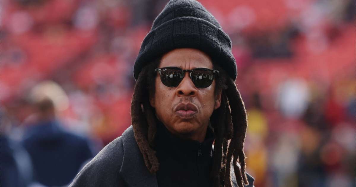 Relação com Jay-Z 'não vai mudar' em meio a acusação de estupro, diz NFL