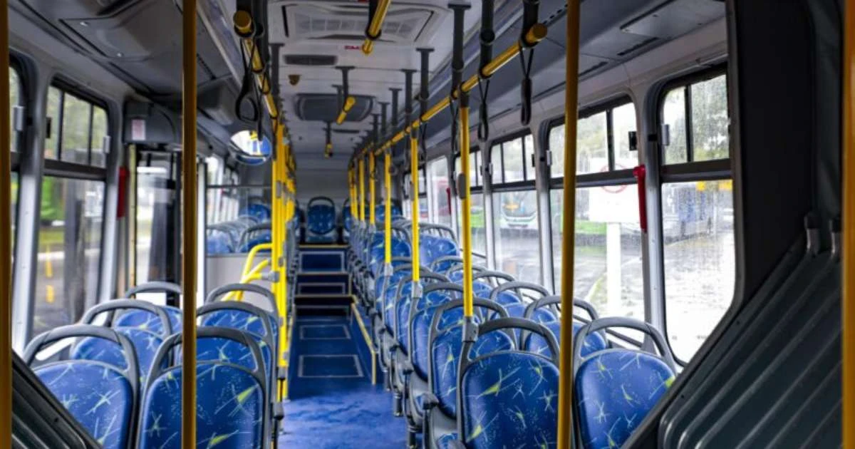 Assaltante é detido logo após roubo a ônibus em Porto Alegre