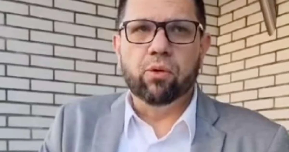 Justiça espanhola nega último recurso e barra extradição do blogueiro bolsonarista Oswaldo Eustáquio