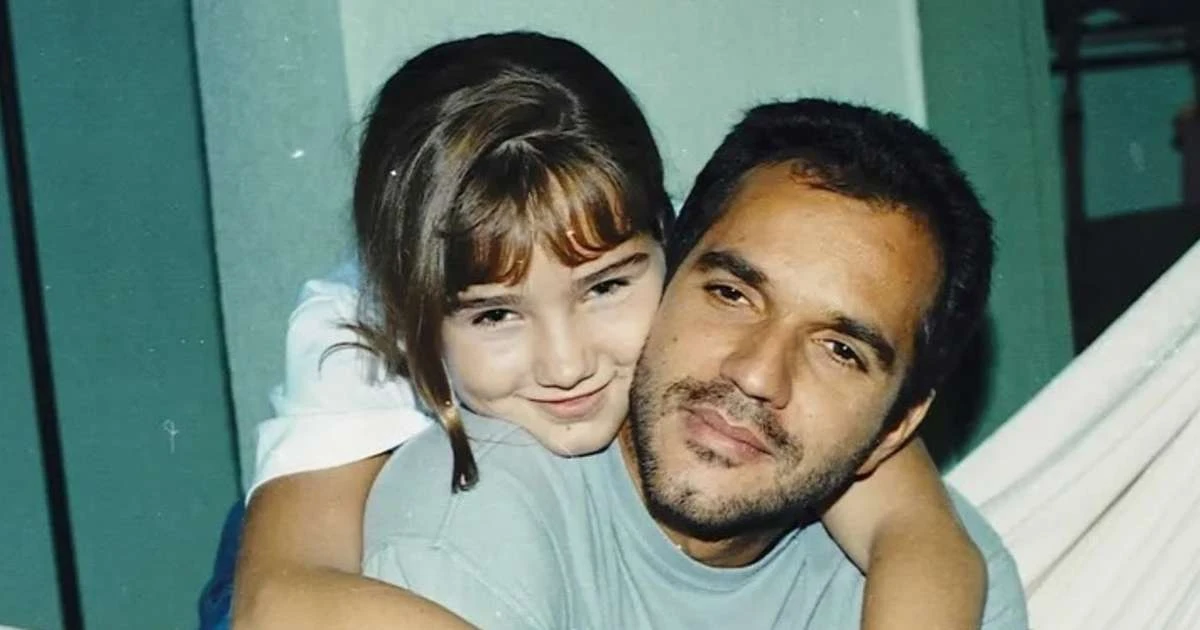 Ângela da novela 'Quatro por Quatro', Tatyane Goulart faz rara aparição com a filha em cinema com mais famosos e suas crianças. Fotos!