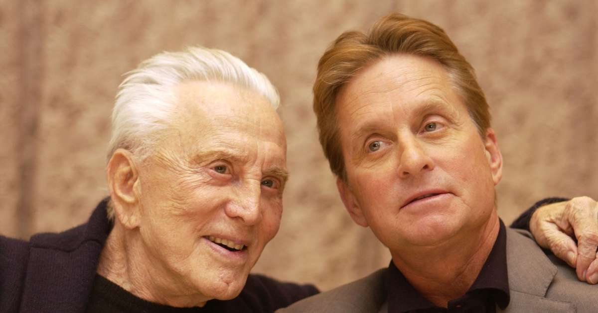 Michael Douglas sobre rótulo de nepo baby: 'Não conheço um pai que não tente ajudar seu filho'