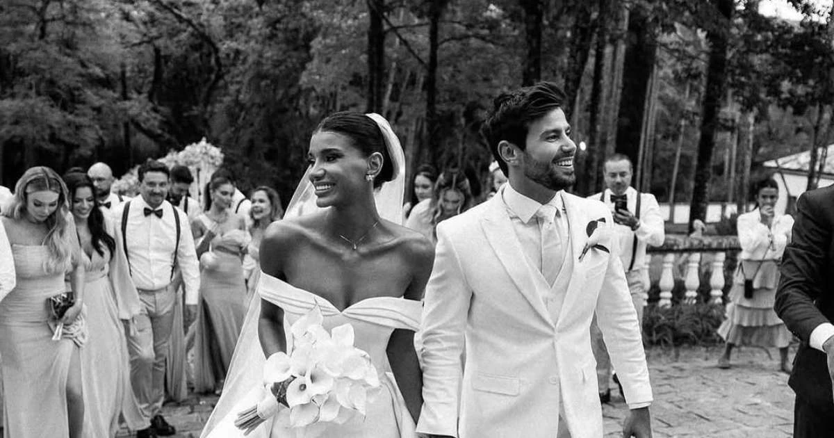 Jakelyne e Mariano: casamento teve luxo, famosos e mistura de fé