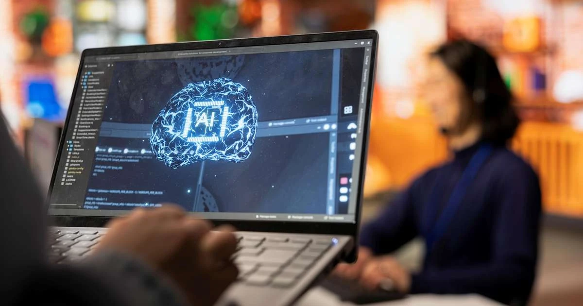 Ekantika e Alliah querem destravar uso corporativo da IA