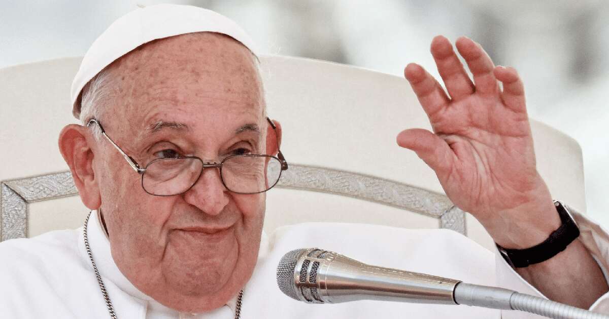 Melhorou? Papa Francisco receberá alta neste domingo e retornará ao Vaticano