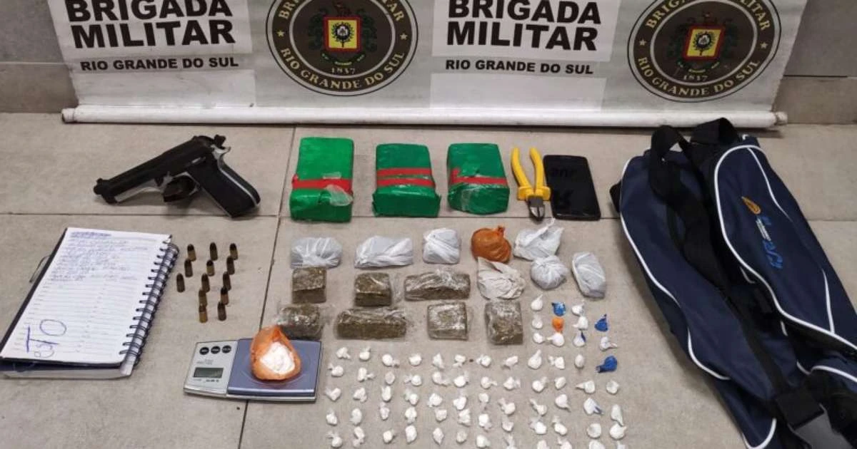 Após denúncia BM intercepta traficante armado com mochila recheada de drogas em Capão da Canoa