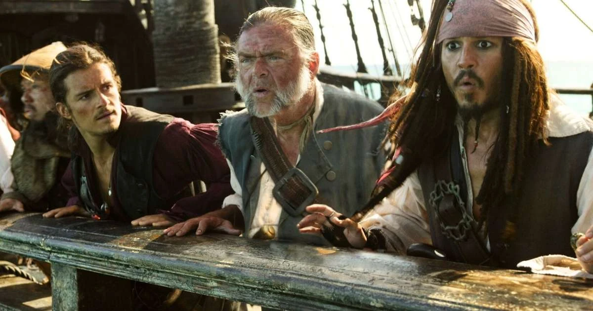 Não é só Johnny Depp que dá dor de cabeça: Esses 3 erros quase destruíram a franquia Piratas do Caribe