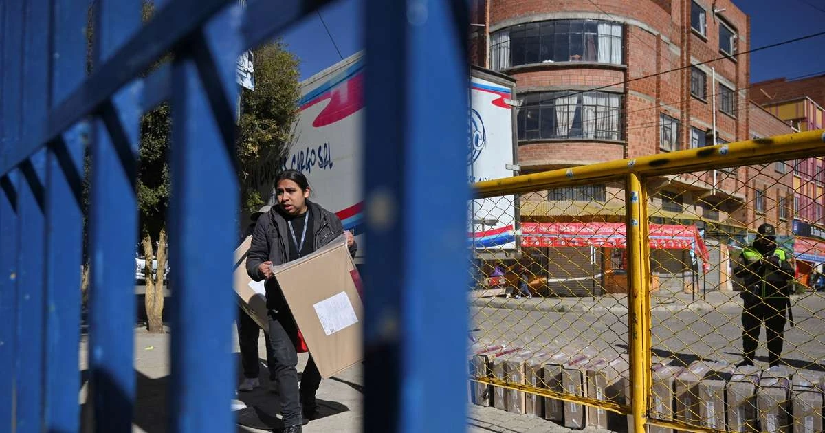 Explosão é registrada perto de seção eleitoral na Bolívia; votação ocorre normalmente