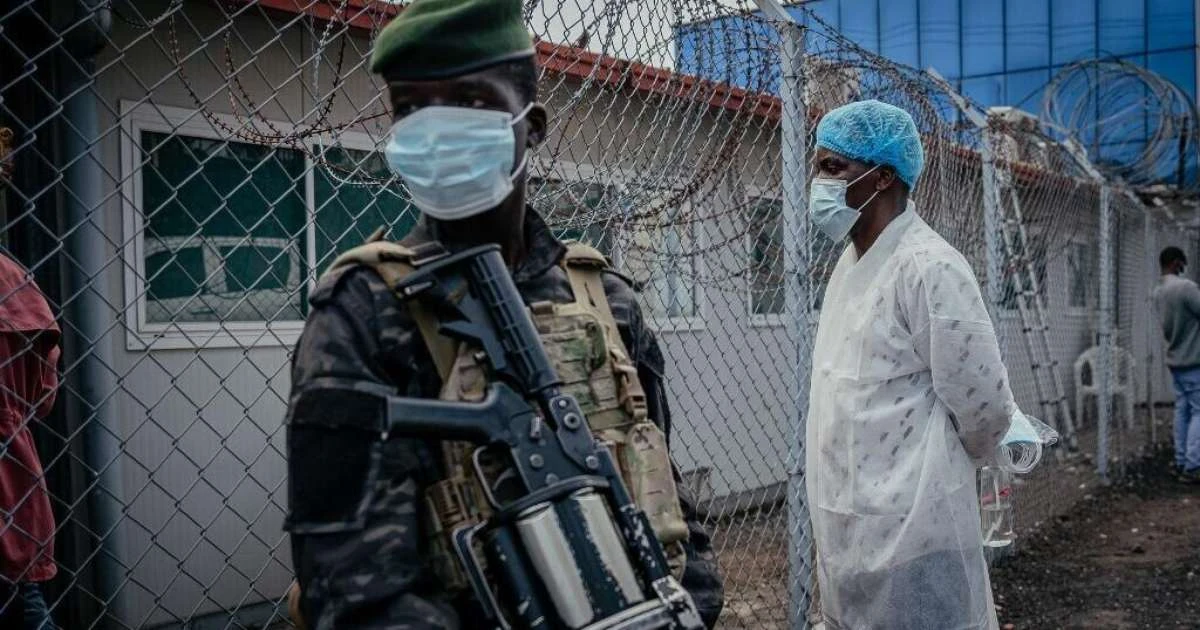 Ebola: OMS avalia risco global baixo, mas alerta para nível elevado na África Central