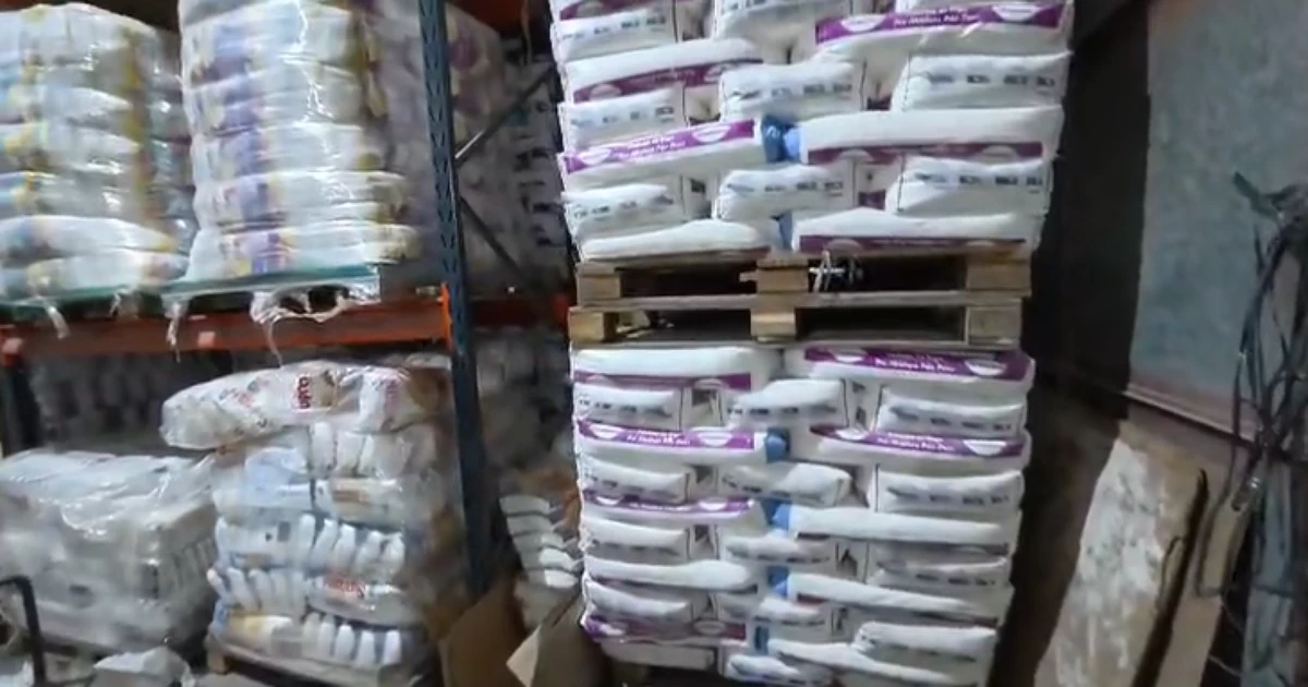Polícia faz operação no RJ contra grupo que obrigava comerciantes a adquirir produtos alimentícios vinculados a milícia