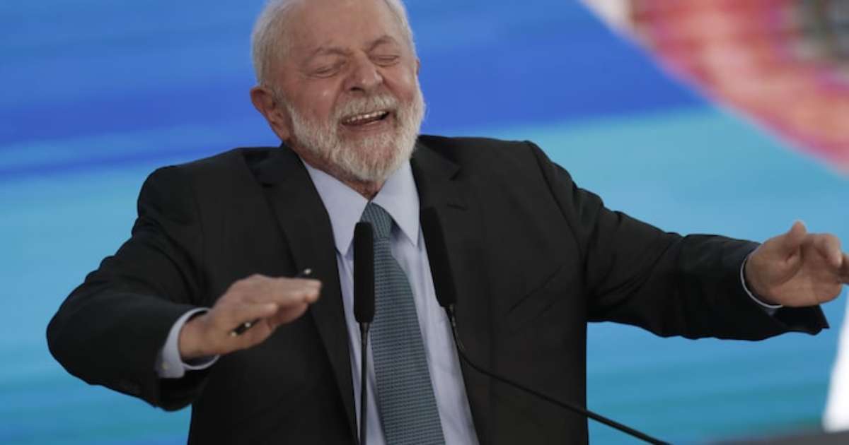 Lula pede que beneficiária do Bolsa Família 'pare de ter filho' e chama chefe da Caixa de 'gordinho'