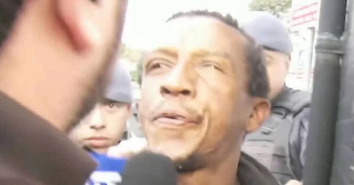 VÍDEO: repórter leva cusparada de homem durante entrevista e tem reação inesperada