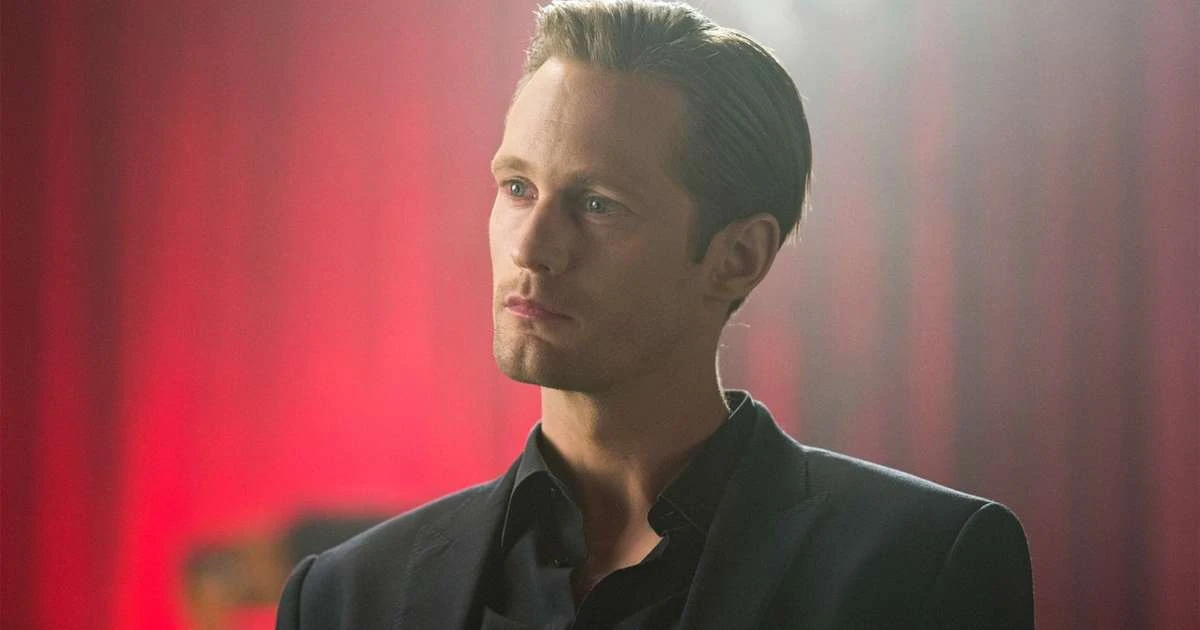 Alexander Skarsgård quer interpretar versão sem violência de James Bond