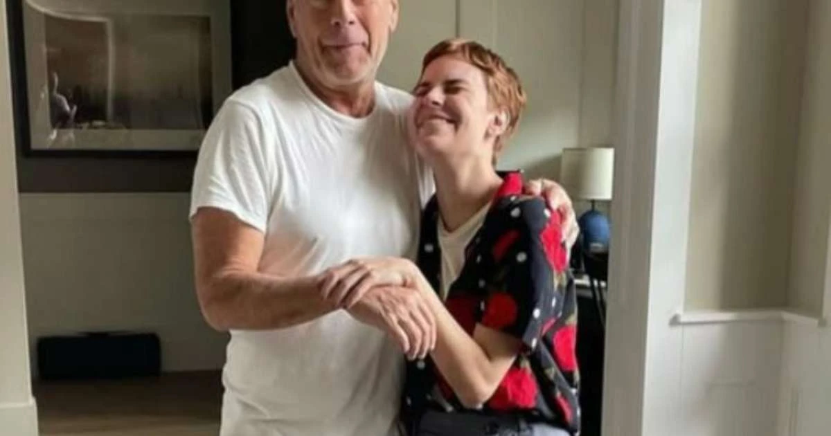 Bruce Willis é homenageado pela esposa: 'A força silenciosa em simplesmente estar presente'; veja