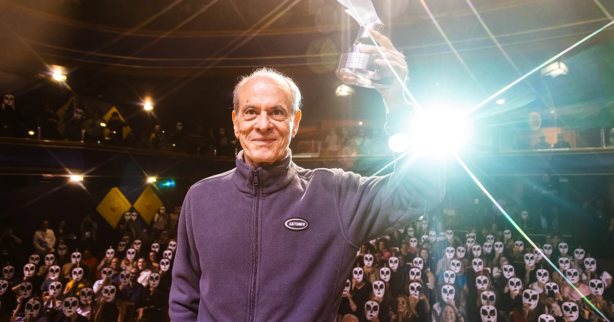 Festival de Cinema de Vitória encerra com homenagem a Ney Matogrosso e entrega de prêmios