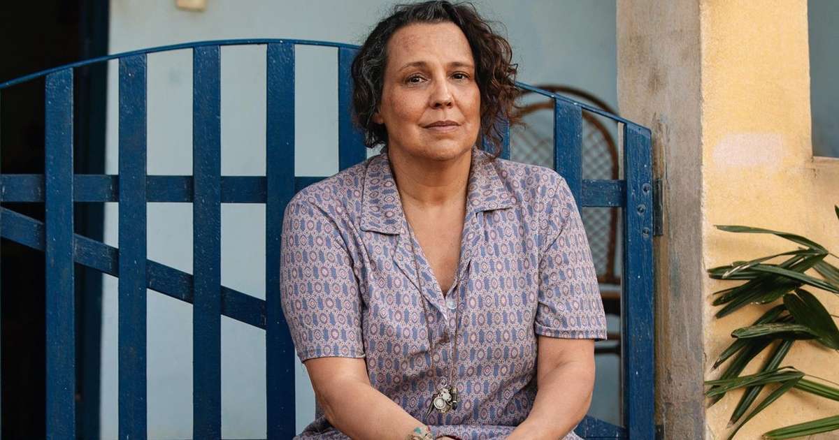 Ana Beatriz Nogueira faltou à importante gravação da novela 'Mania de Você' antes de se afastar de vez da trama da Globo