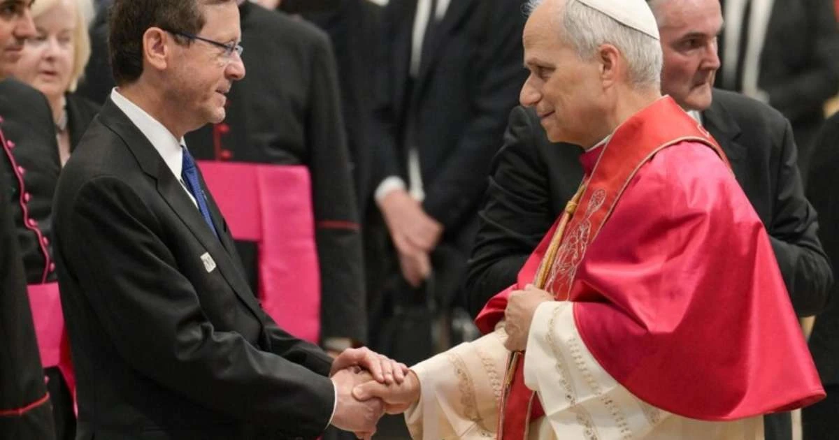 Papa receberá presidente de Israel para discutir guerra em Gaza