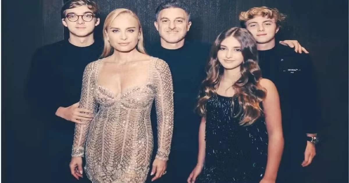 Exagerou? Roupa de Angélica em festa do filho e vira assunto: 'Chocada'
