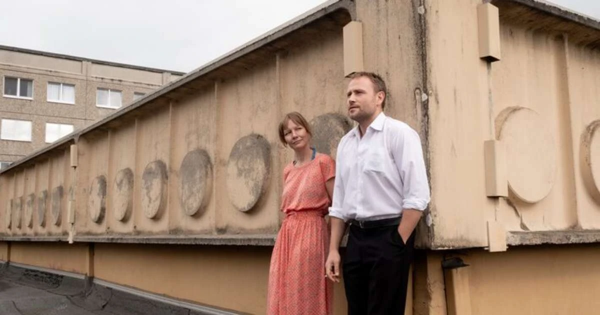 Filme retrata roubo histórico às vésperas da reunificação da economia na Alemanha e critica utopias