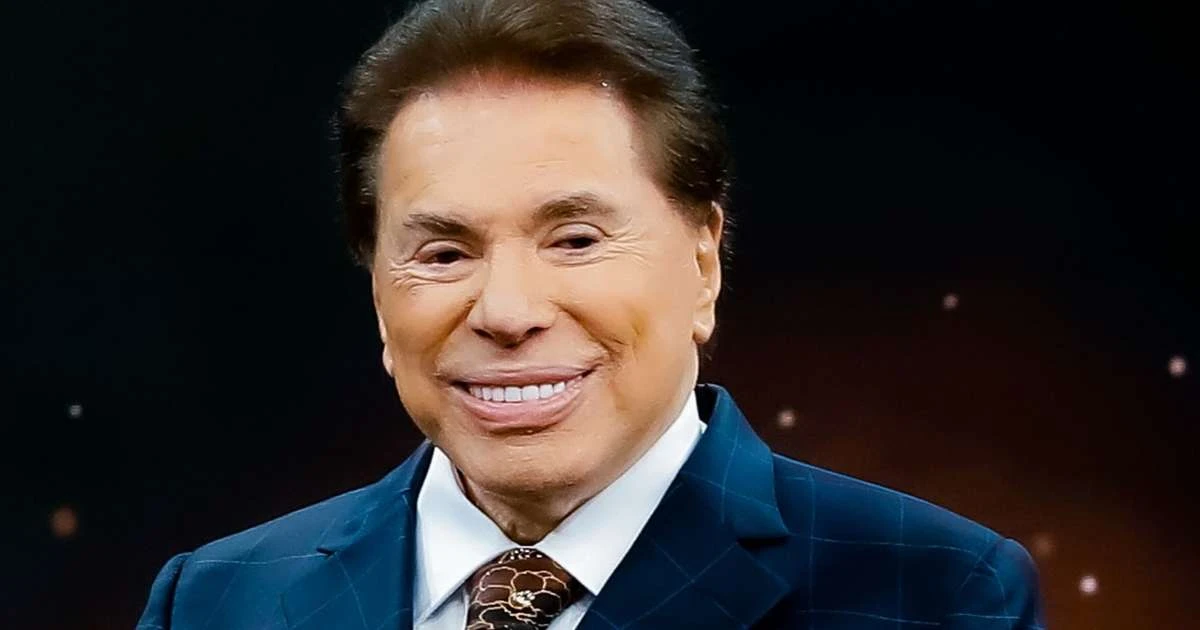 Silvio Santos encontrou com pai e Hebe Camargo após morte, diz carta psicografada atribuída ao artista: 'Envolvido em paz'