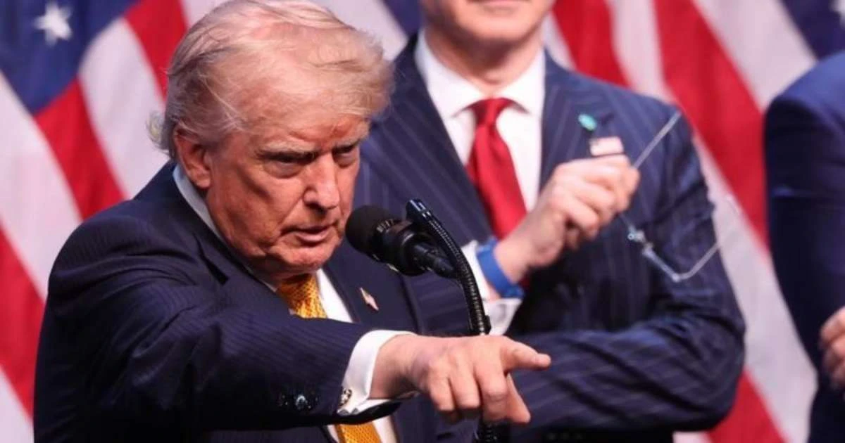 Trump diz que EUA vão controlar o Estreito de Ormuz, e Irã responde com ameaças