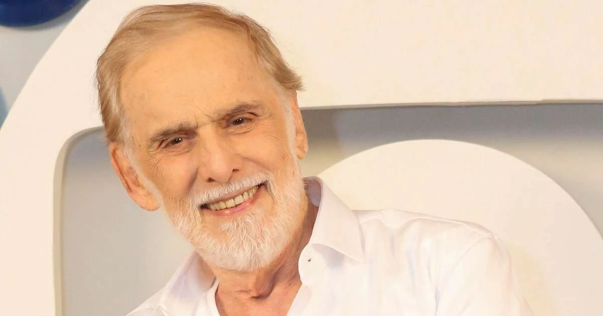 Há quase 35 anos, Francisco Cuoco teve essa reação ao ser eleito o 'pior ator da TV' por leitores de jornal: 'Recebi...'