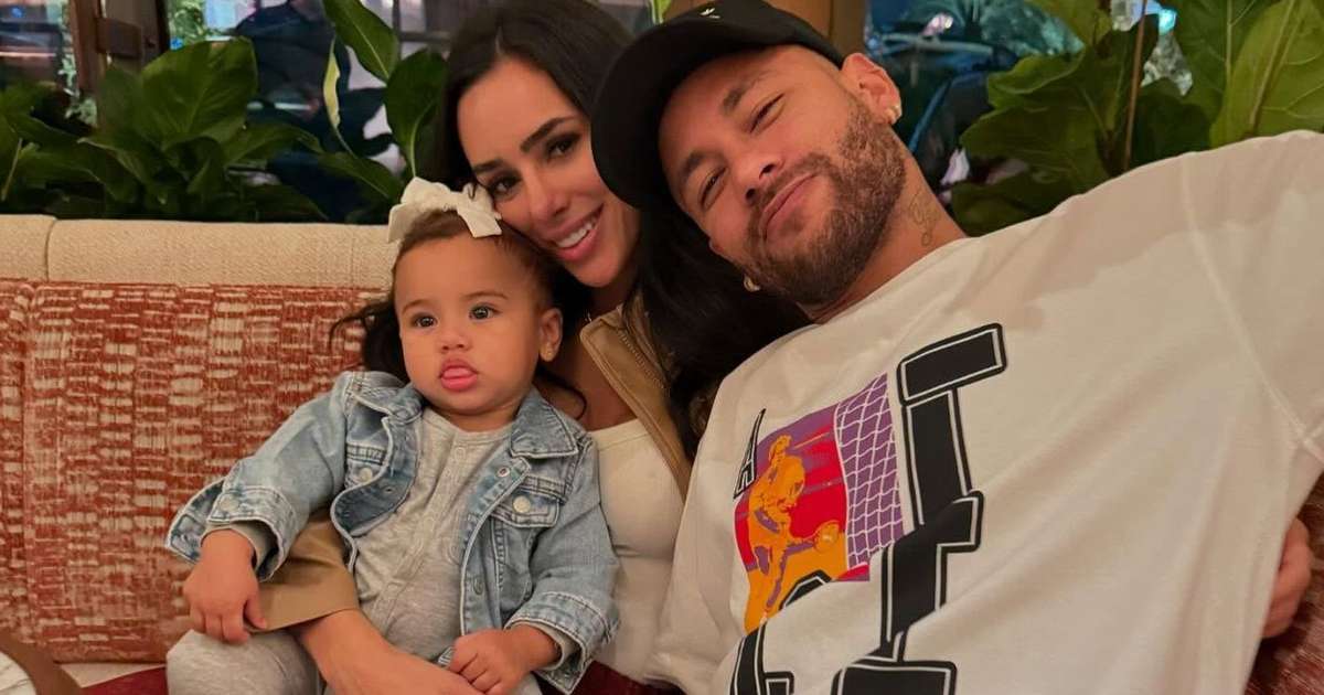 Homem de família! Neymar recusa convite para balada e diz que a filha Mavie o fez mudar de vida. 'Melhor coisa do mundo'