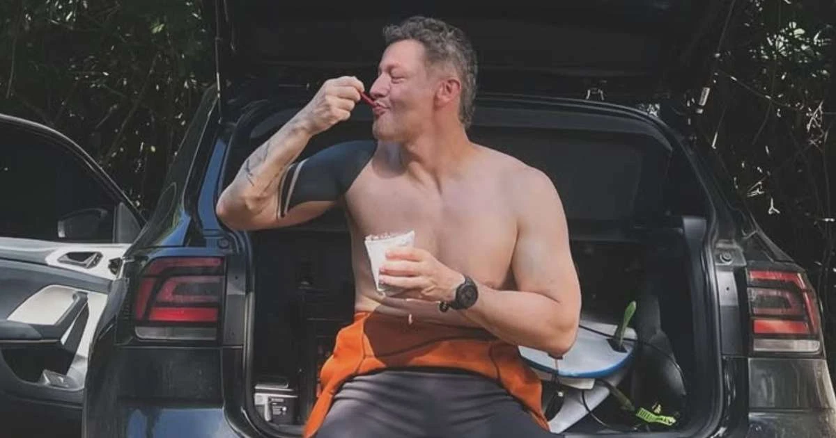 Como ele cresceu! Filho de Sandy e Lucas Lima, Theo aparece em foto rara do cantor e web reage após separação: 'Mudanças fazem bem'