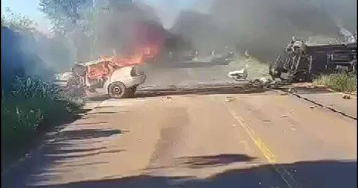 VÍDEO: Motorista morre carbonizado em acidente na RS-324