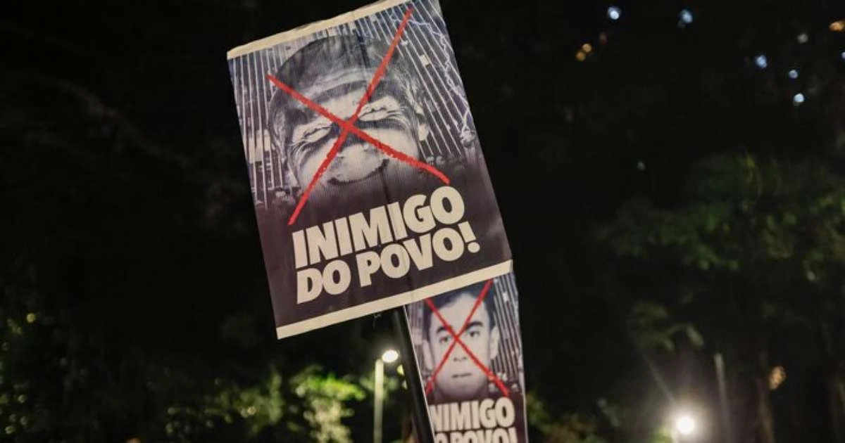 Manifestação de esquerda tinha como foco o Congresso, mas atingiu Bolsonaro e Tarcísio