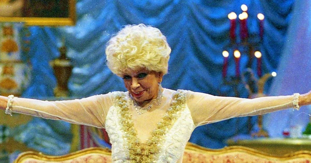 Com quantos anos você descobriu que a icônica Dercy Gonçalves está no Guinness Book? Atriz polêmica quebrou recorde surpreendente