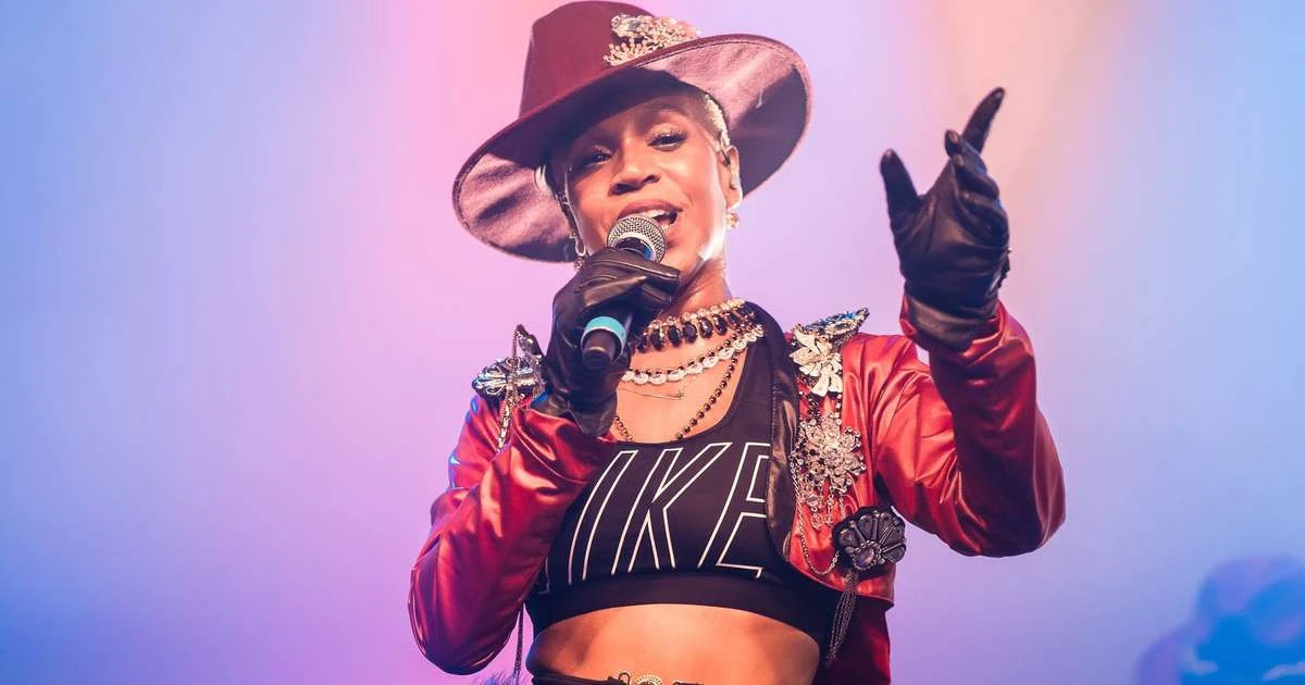 Karol Conká: 'é muito difícil ser preta em Curitiba'