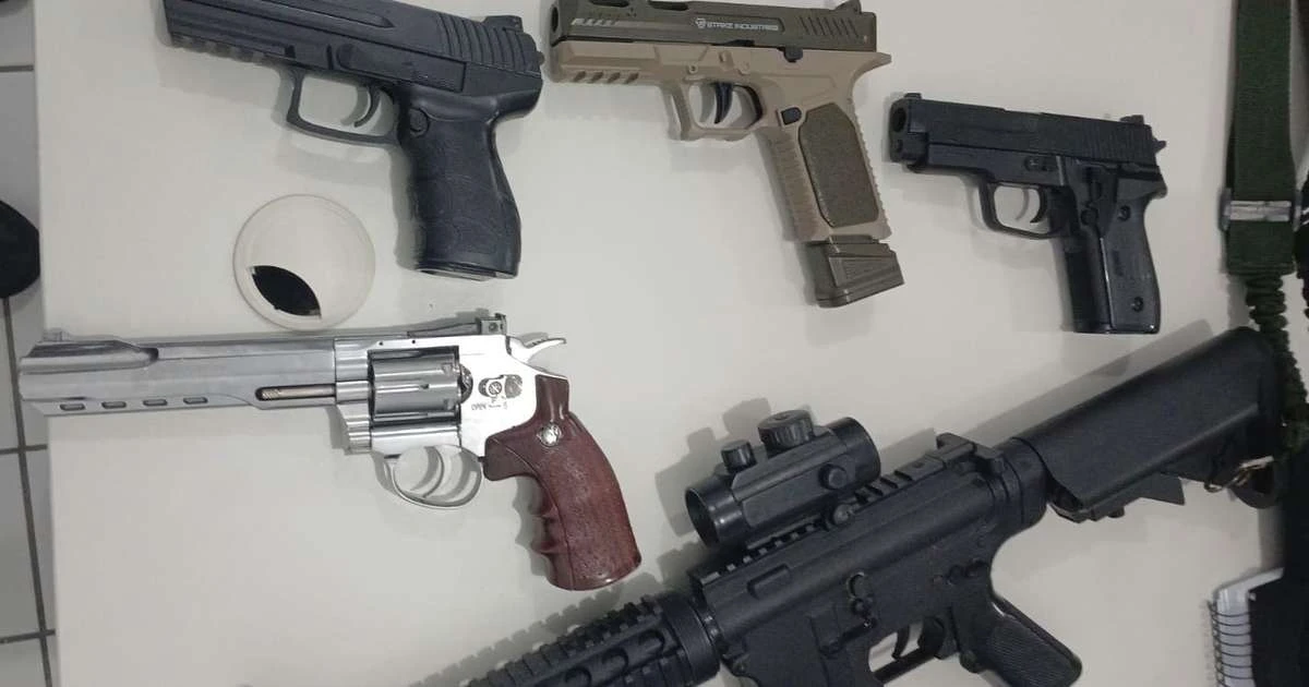 Polícia interrompe gravação que usava réplicas de armas em comunidade de Salvador