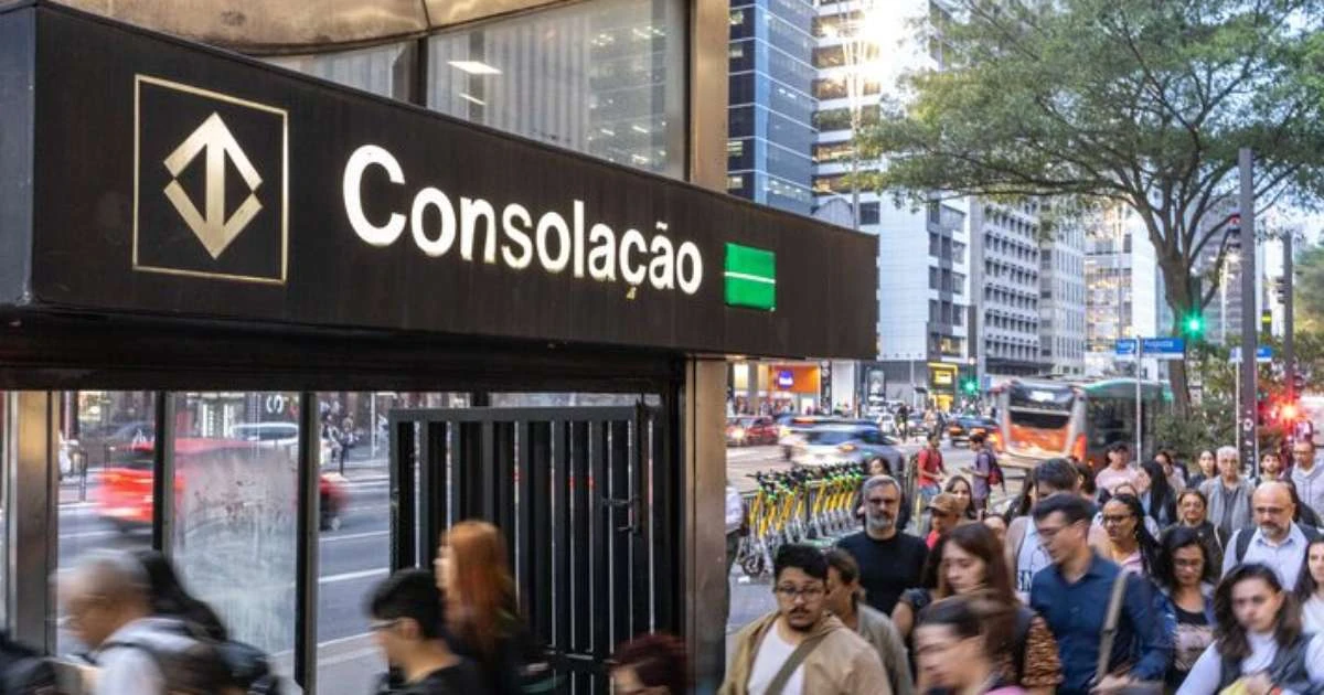 Linhas 1-Azul, 2-Verde e 3-Vermelha têm lentidão após problema em estação; veja onde