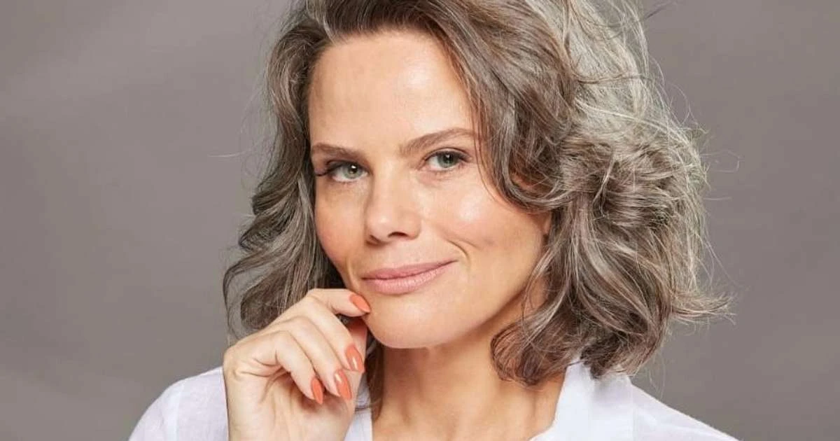Maria Cândida revela falência e exclusão aos 40: 