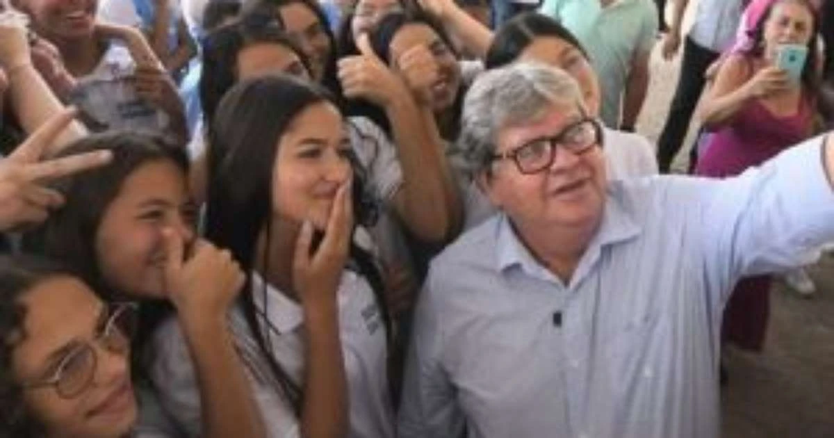 Só 3,5% dos alunos do ensino médio público da Paraíba têm nível adequado em Português e Matemática