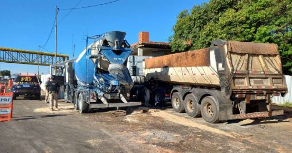 PRF flagra quase 100 toneladas de excesso de peso na BR-116 em São Leopoldo