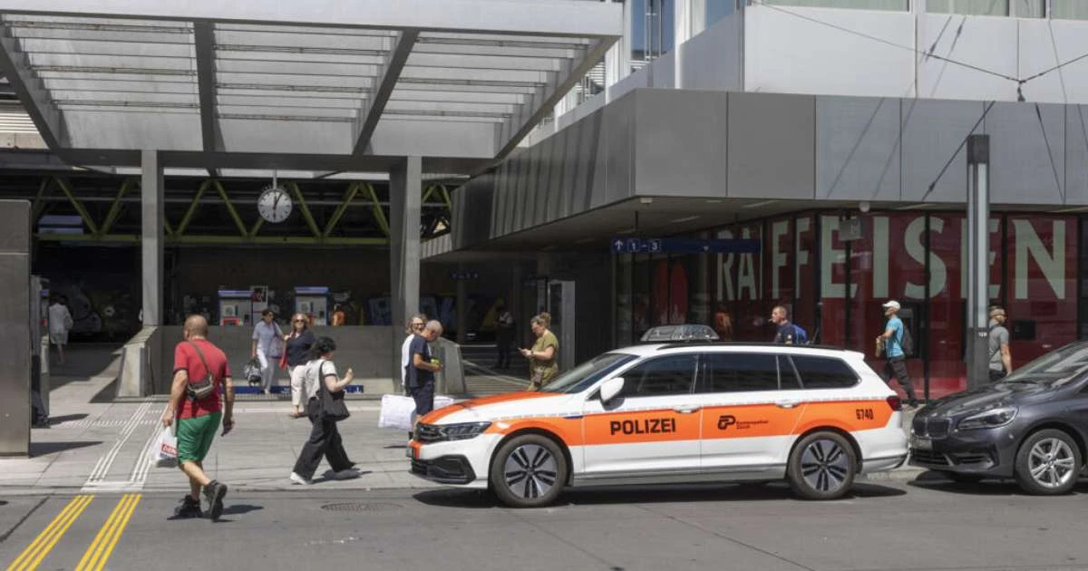 Homem fere três pessoas a faca em estação de trem na Suíça; autoridades tratam caso como terrorismo