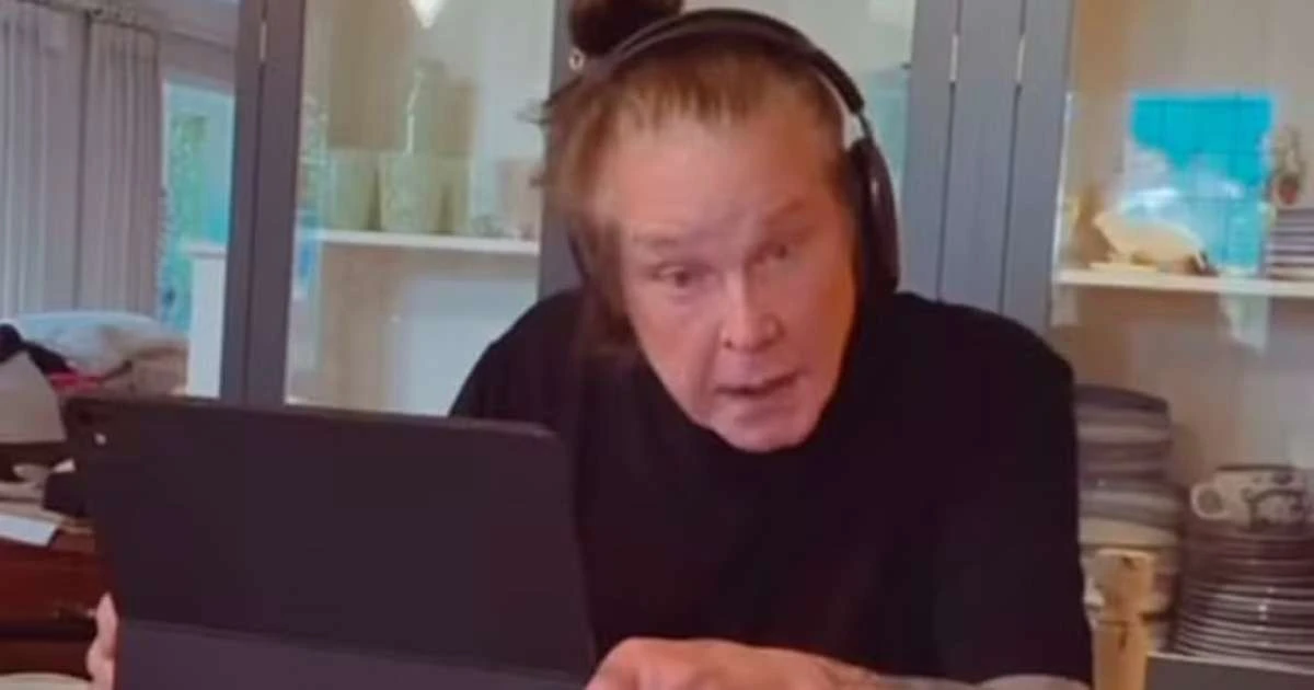 Último vídeo de Ozzy Osbourne, 48 horas antes de sua morte, mostra café da manhã com filha e neto