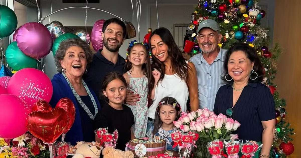 Sabrina Sato e Duda Nagle celebram, juntos, os 6 anos de Zoe com festinha em casa; confira