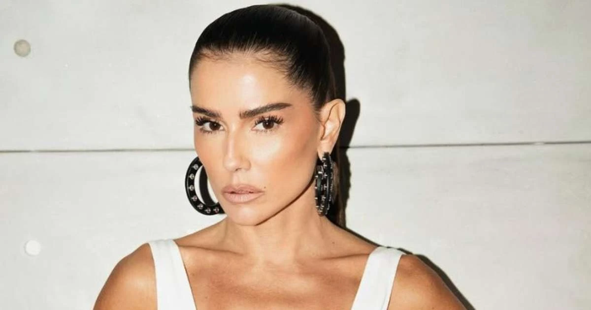 Deborah Secco dá opinião sincera sobre remakes de novelas: 'Mexe com o emocional'