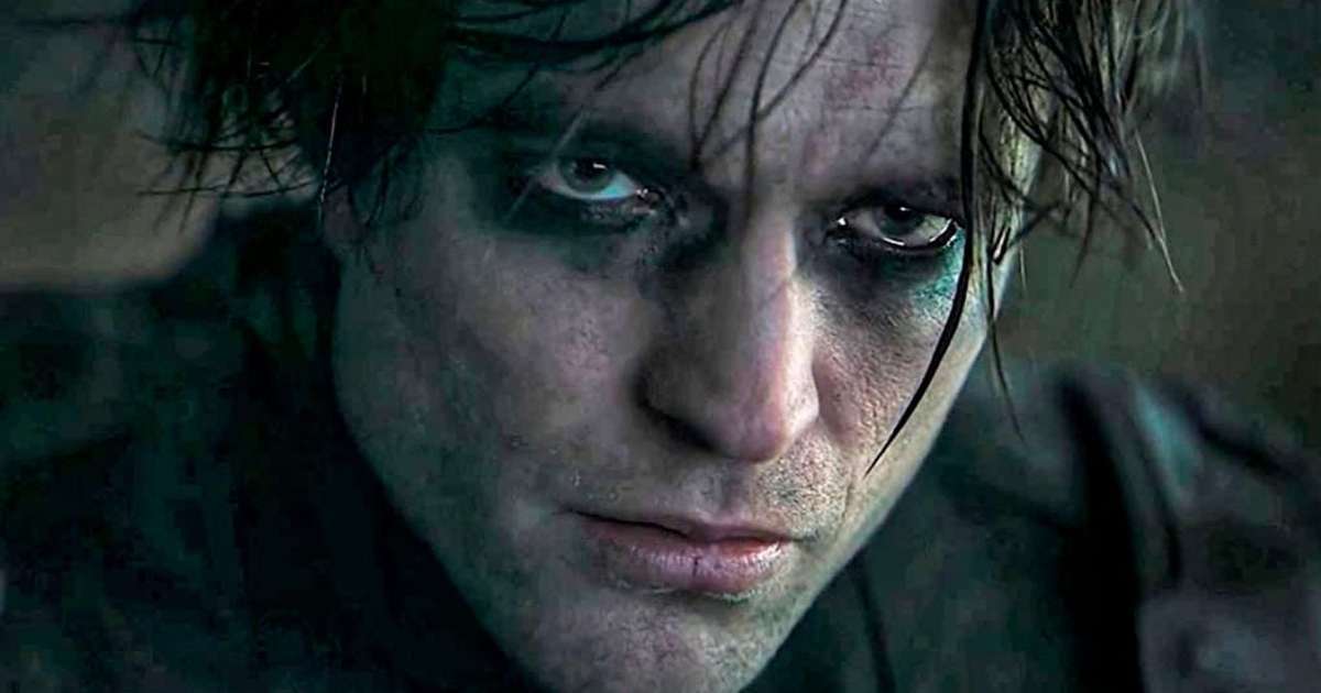 O poder do Batman: Robert Pattinson está surpreso por ter tantos fãs homens após ser queridinho das adolescentes em Crepúsculo